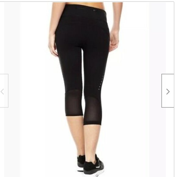 Nike Epic Lux Capri run mesh tights in Navy Sz XS - Picture 2 of 10